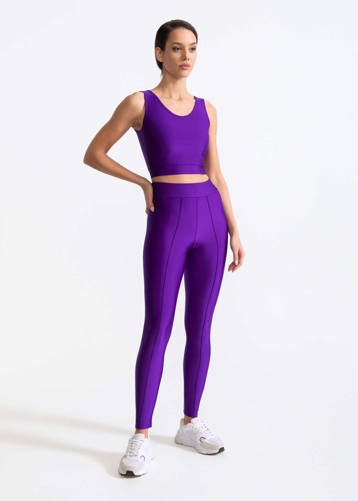 Image of Bustiera Iconic Wisteria